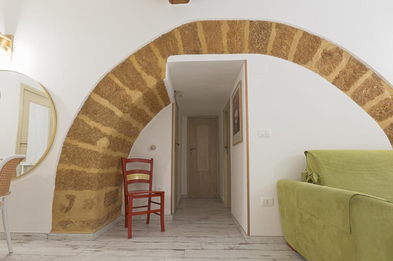 La Sedia Rossa Historical Centre Appartement Agrigento Buitenkant foto
