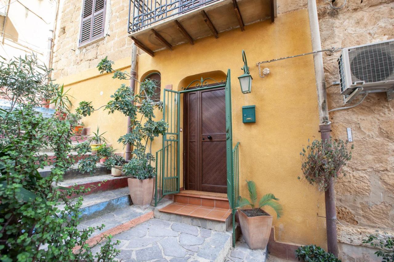 La Sedia Rossa Historical Centre Appartement Agrigento Buitenkant foto